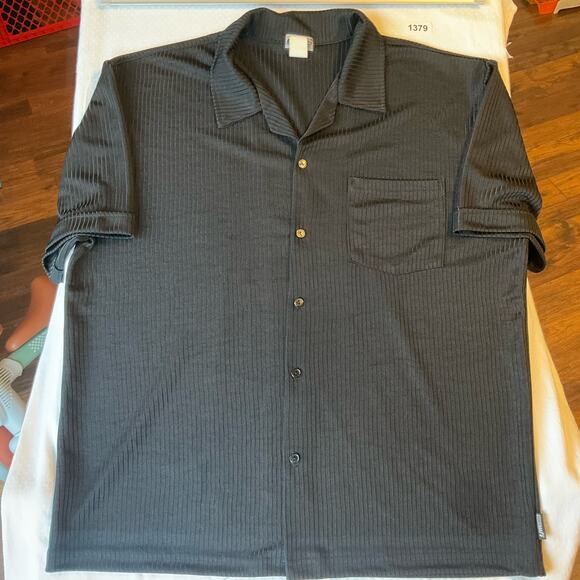 Ym Studio Los Angeles Men’s Short Sleeve Button Down Shirt size L, Solid Black - Picture 10 of 10